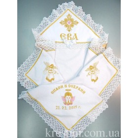 Крижмо на хрещення  "Єва" з вишивкою iменi та ангелів 